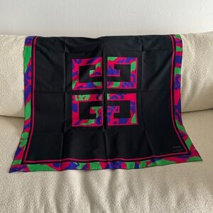 Vintage Ysatis de Givenchy Scarf 🧣 NWOT